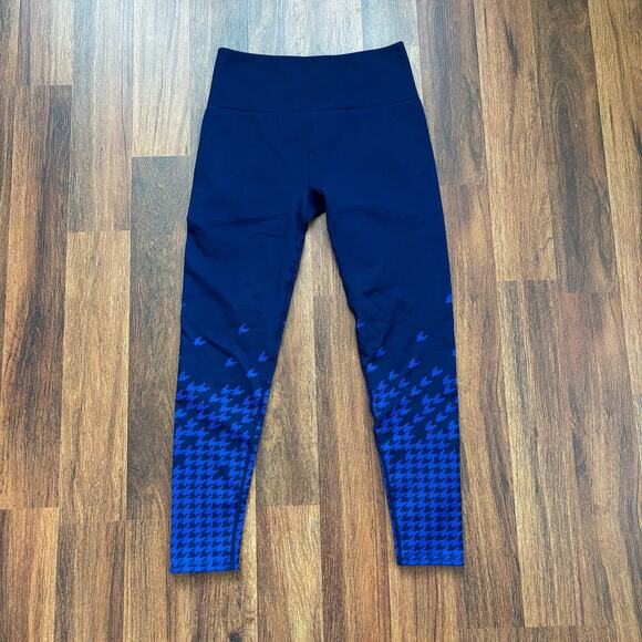 Fabletics High Waisted Seamless Abyss/ Chill Blue Check Legging - Size M - Picture 4 of 7